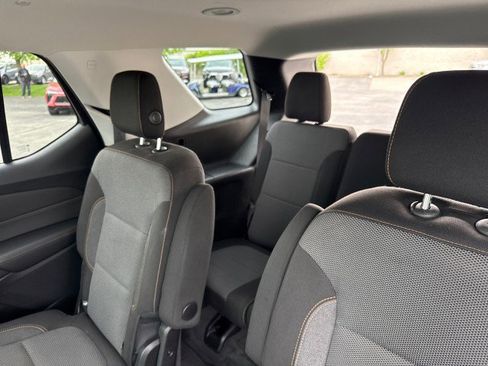 Used 2018 Chevrolet Traverse LT FWD image 26