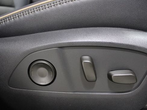 Used 2026 Chevrolet Traverse High Country w/ LPO, Floor Liner Package AWD/4WD image 27