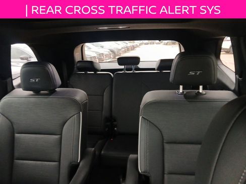 Used 2025 Buick Enclave Sport Touring w/ Power Package image 18