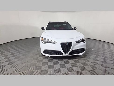 Used 2023 Alfa Romeo Stelvio Veloce AWD/4WD image 52