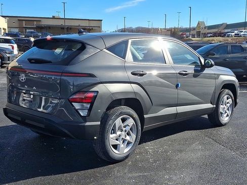 New 2026 Hyundai Kona SE image 4