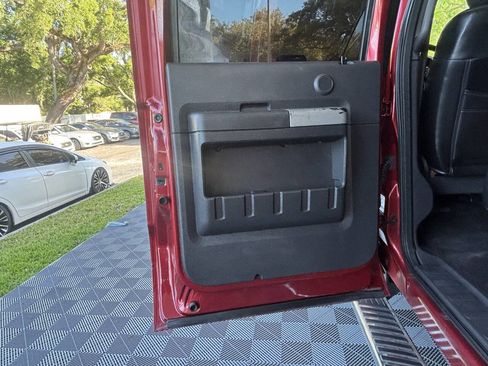 Used 2015 Ford F350 Lariat w/ Chrome Package image 21