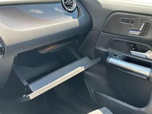 Certified 2022 Mercedes-Benz GLA 250 4MATIC image 32
