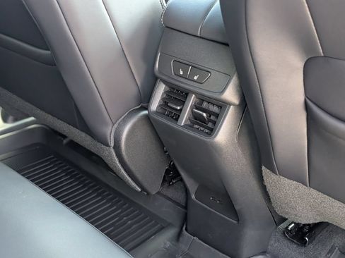 New 2027 GMC Terrain Elevation w/ Elevation Premium Package FWD image 28