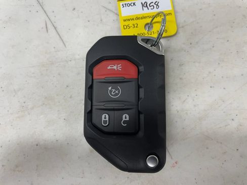 New 2026 Jeep Wrangler Unlimited Rubicon w/ Safety Group image 11