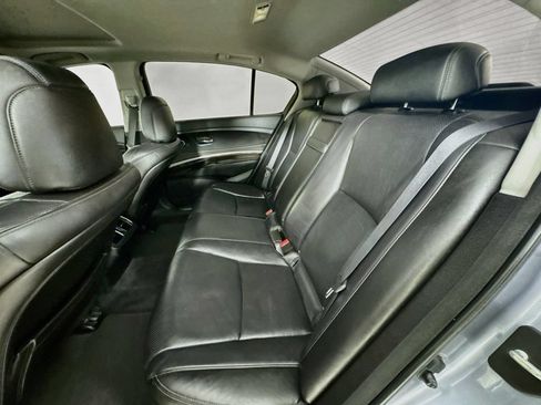 Used 2014 Acura RLX w/ Technology Package FWD image 30