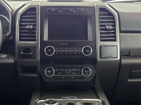 Used 2021 Ford Expedition XLT RWD image 25