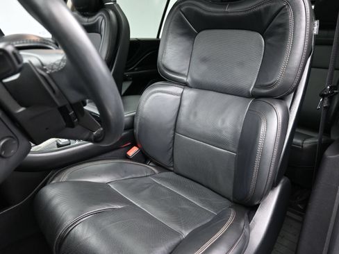 Used 2022 Lincoln Aviator Reserve w/ Equipment Group 201A AWD/4WD image 21