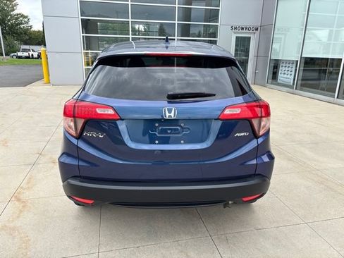 Used 2017 Honda HR-V EX image 6
