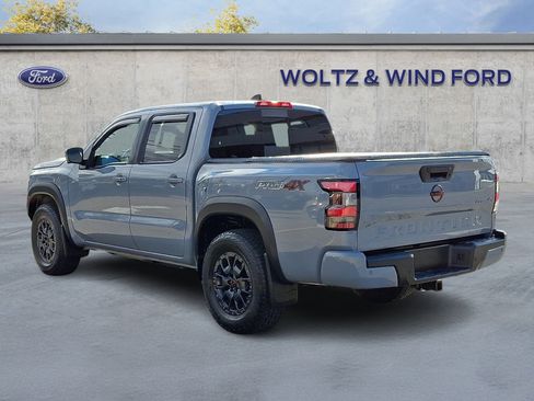 Used 2023 Nissan Frontier PRO-4X w/ Pro Convenience Package image 4