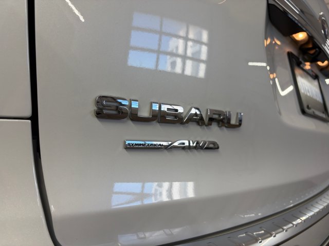 Used 2022 Subaru Ascent Premium w/ Convenience Package AWD/4WD image 23