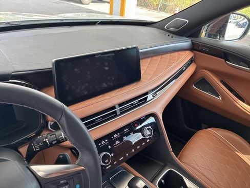 Used 2025 INFINITI QX60 Autograph w/ Cargo Package AWD/4WD image 22