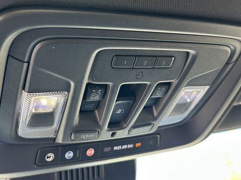 Used 2024 Chevrolet Silverado 3500 High Country w/ High Country Premium Package image 33