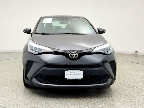 Used 2021 Toyota C-HR XLE FWD image 2