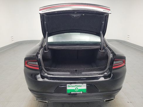 Used 2017 Dodge Charger SXT image 29