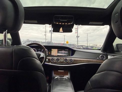 Used 2016 Mercedes-Benz S 550 4MATIC Sedan image 18