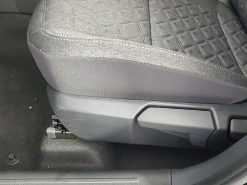New 2026 Nissan Kicks SV w/ Cold Weather Package FWD image 31