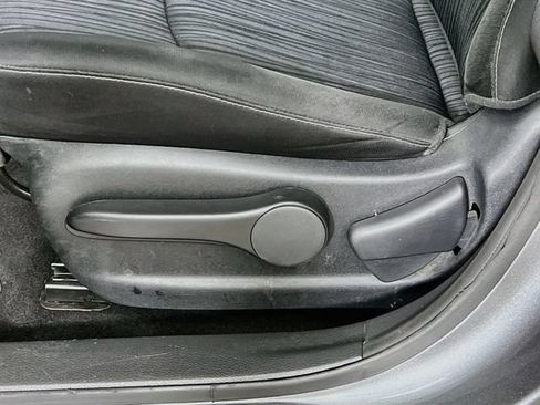 Used 2017 Nissan Sentra SV FWD image 11