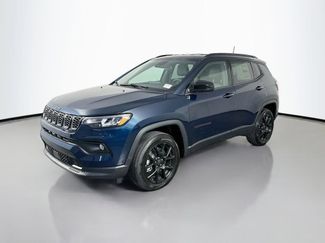 New 2026 Jeep Compass Latitude AWD/4WD video 3