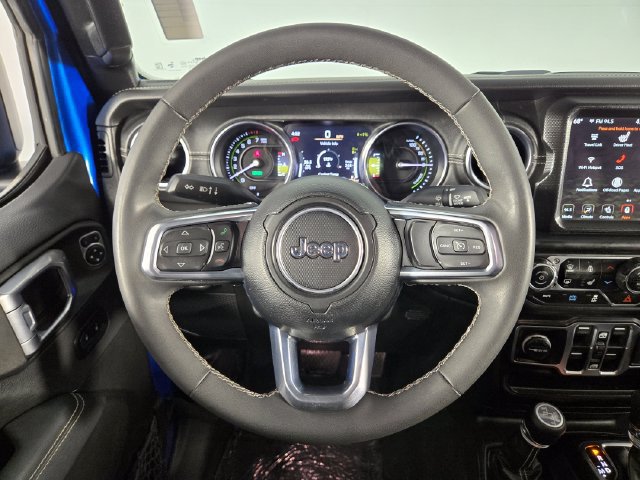 Used 2023 Jeep Wrangler Unlimited Sahara w/ Cold Weather Group AWD/4WD image 22