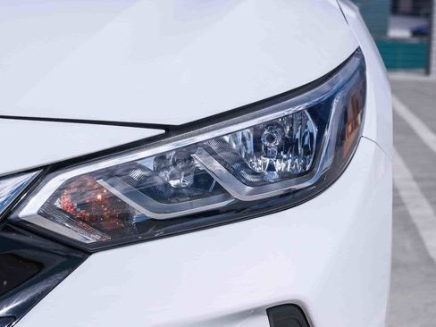 Used 2023 Nissan Sentra SV w/ Trunk Package FWD image 9