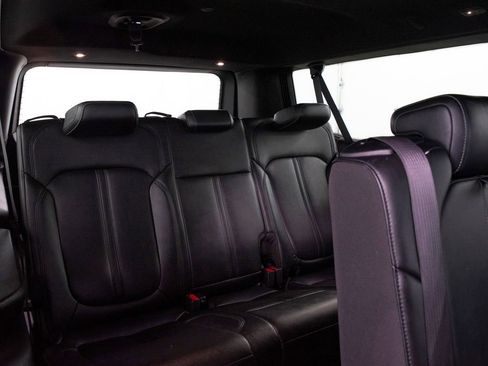 Used 2024 Jeep Wagoneer L Series III w/ Flexible Seating Group image 25