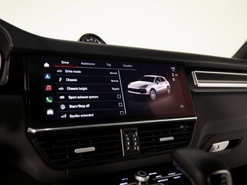 Certified 2023 Porsche Cayenne Turbo image 22