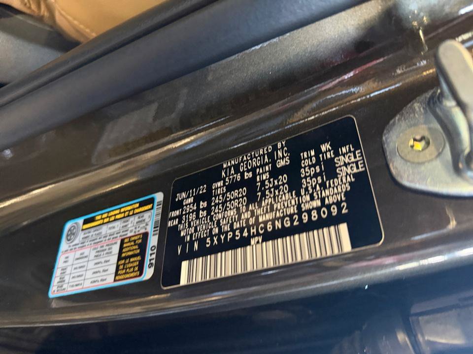 Used 2022 Kia Telluride SX w/ Towing Package FWD image 39