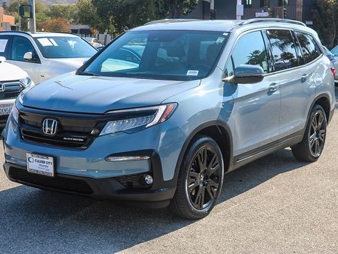 Certified 2022 Honda Pilot Black Edition image 3