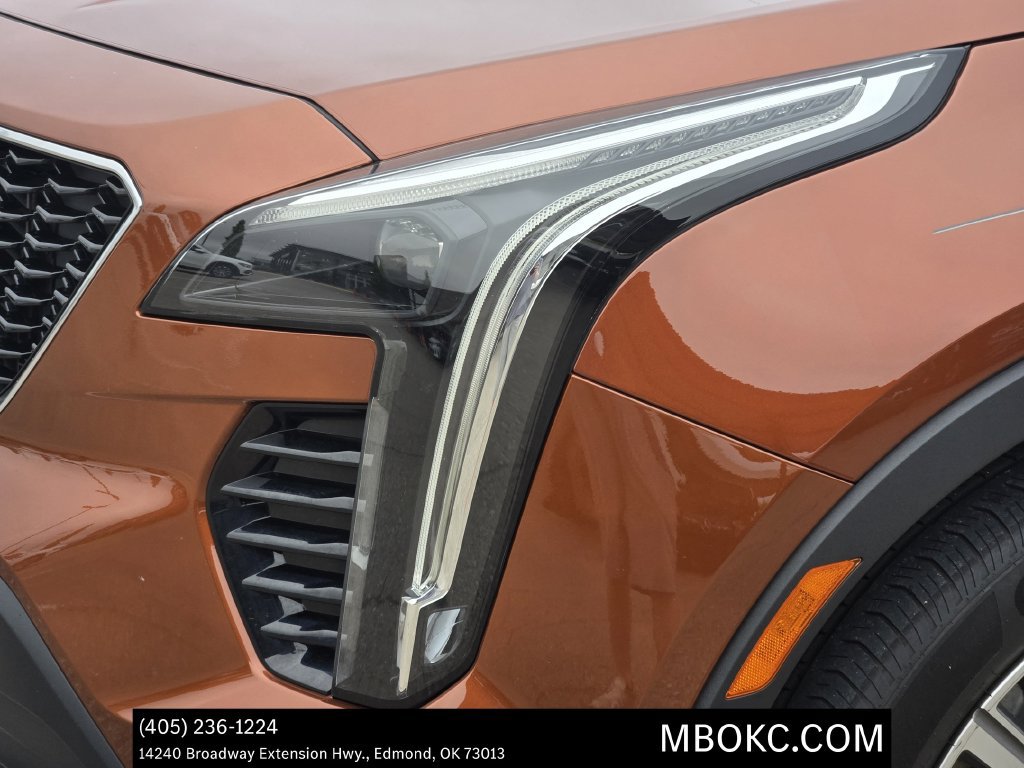 Used 2019 Cadillac XT4 Sport w/ Cold Weather Package FWD image 8