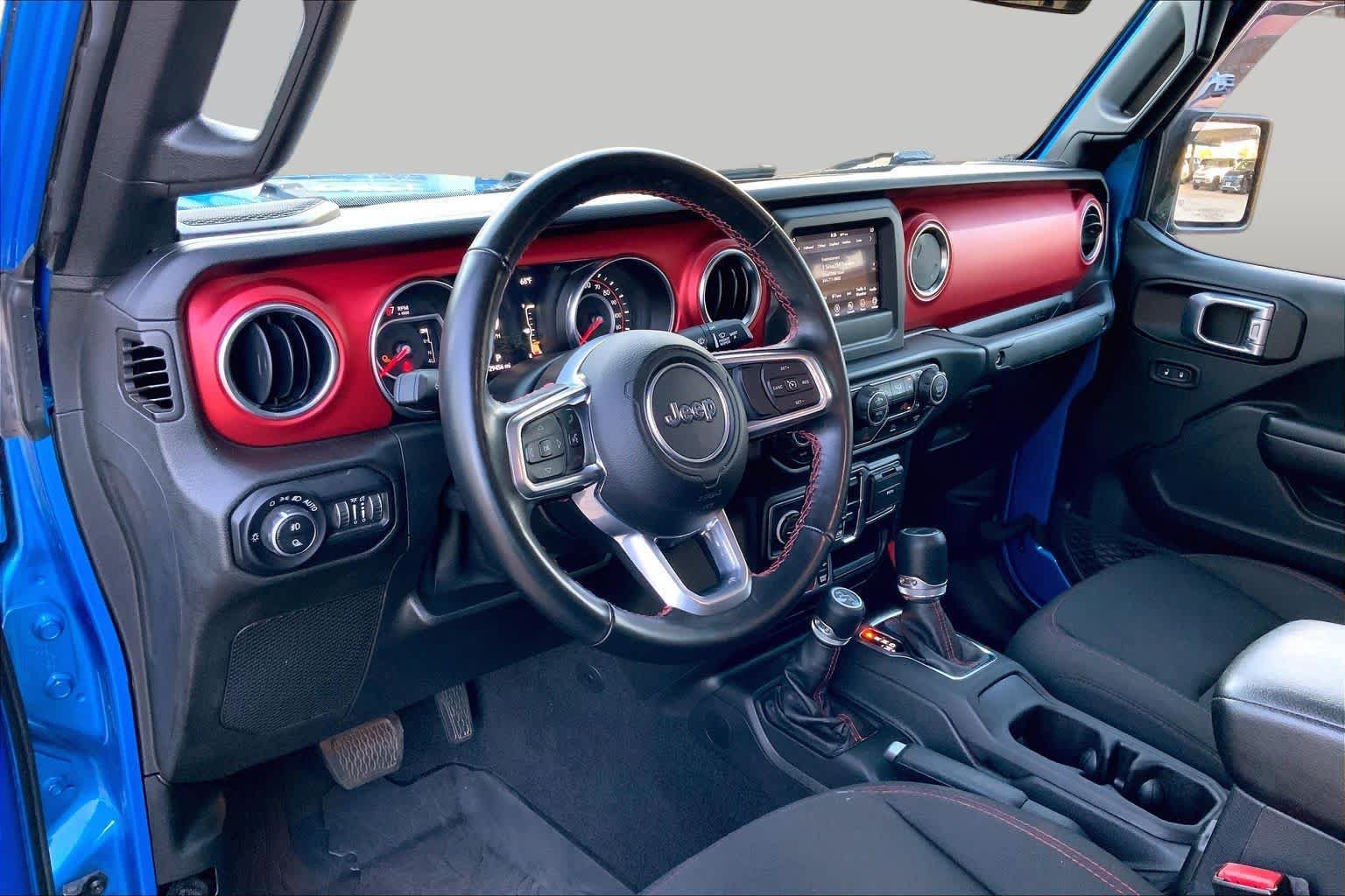 Used 2021 Jeep Gladiator Rubicon w/ Trailer Tow Package AWD/4WD image 18