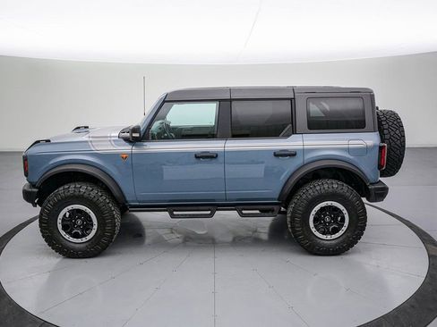 Certified 2023 Ford Bronco Badlands image 7