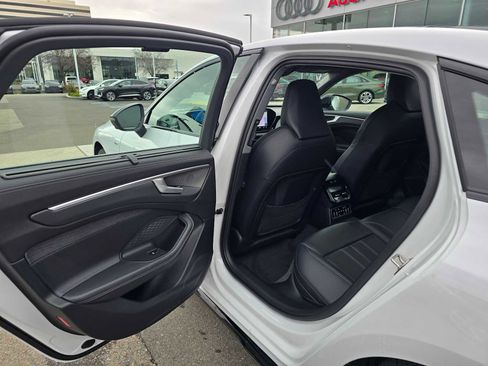 New 2026 Audi A6 Premium Plus image 17