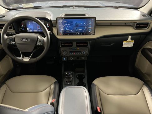 New 2025 Ford Maverick Lariat w/ 4K Tow Package image 23