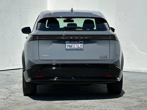 Used 2024 Nissan Ariya AWD image 4
