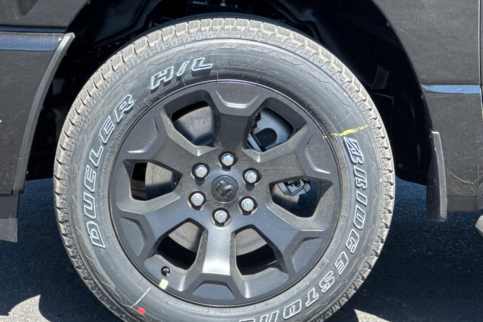New 2026 RAM 1500 Express AWD/4WD image 23