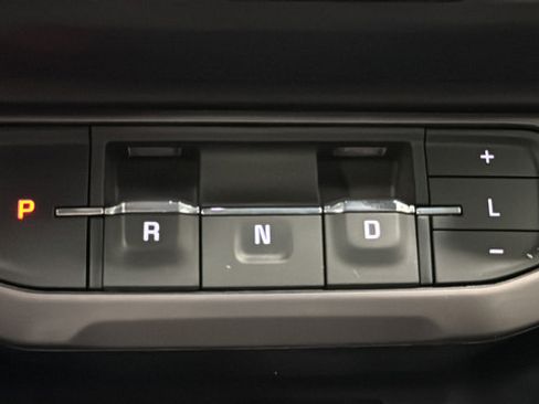 Used 2023 GMC Acadia AT4 w/ Preferred Package AWD/4WD image 18