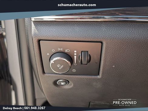 Certified 2019 Jeep Grand Cherokee Overland RWD image 28