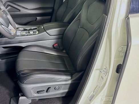 Used 2023 INFINITI QX60 Luxe w/ Cargo Package FWD image 22