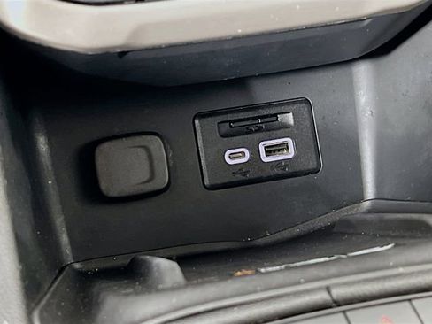 Used 2023 GMC Acadia Denali w/ Denali Ultimate Package image 21