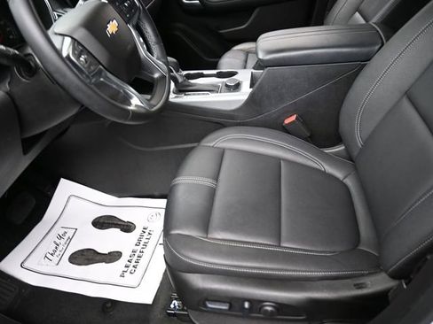 Used 2024 Chevrolet Blazer LT w/ LPO, Black Grille Bar Package image 8