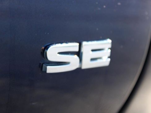 Used 2025 Mitsubishi Outlander SE FWD image 7