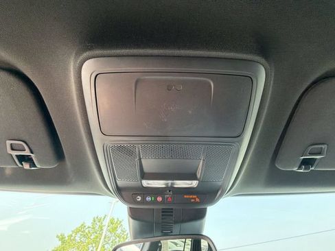 Used 2026 Buick Enclave Preferred FWD image 25