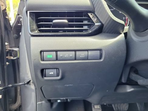 Used 2022 Nissan Sentra SV w/ All-Weather Package FWD image 20
