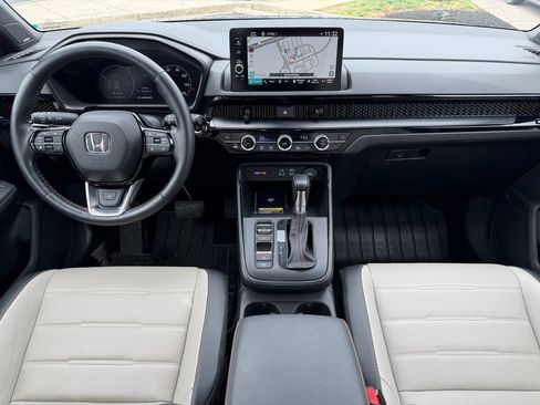 Used 2023 Honda CR-V Sport Touring image 2