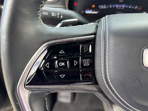 Used 2022 Jeep Grand Cherokee Overland image 16