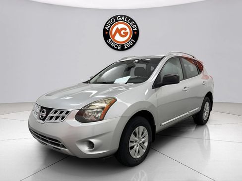 Used 2014 Nissan Rogue S w/ Convenience Package FWD image 7