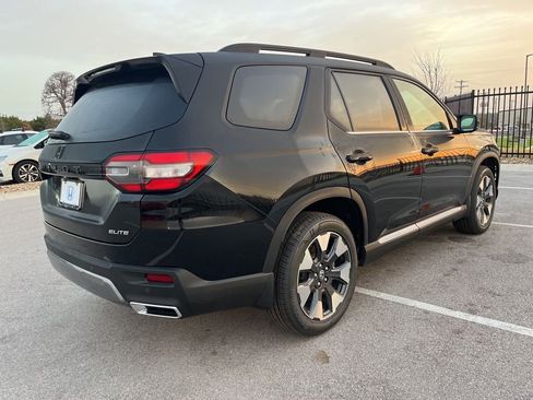 New 2026 Honda Pilot Elite image 3