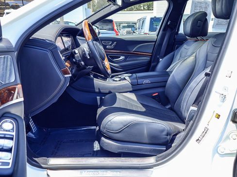 Used 2015 Mercedes-Benz S 550e Plug-In Hybrid Sedan image 2