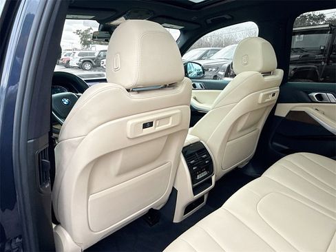 Used 2021 BMW X5 xDrive45e w/ Convenience Package image 28